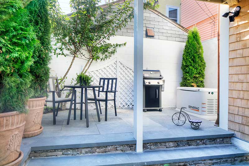 Small Outdoor Kitchen Renovation